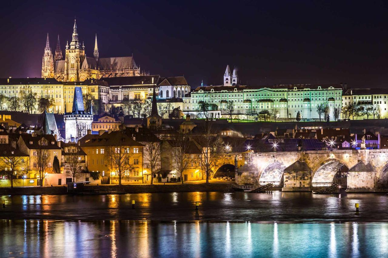 Historical Apartment Between Prague Castle And Charles Bridge Ngoại thất bức ảnh