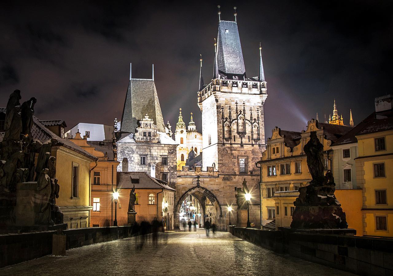 Historical Apartment Between Prague Castle And Charles Bridge Ngoại thất bức ảnh